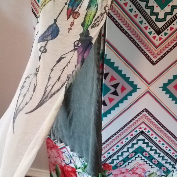 Water colored tank top - Picture 3 of 7